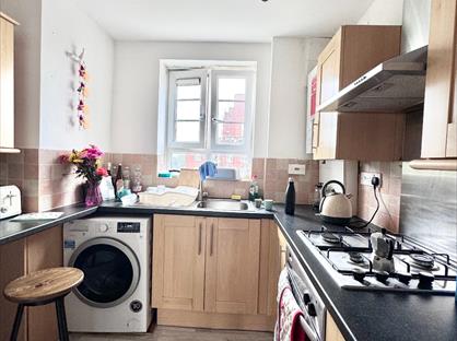 3 Bed Flat, Torbay Court, NW1