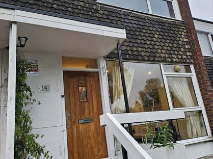 2 Bed Maisonette, Michaels Close, SE13
