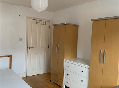 Room in a Shared Flat, Ellenborough Road, N22