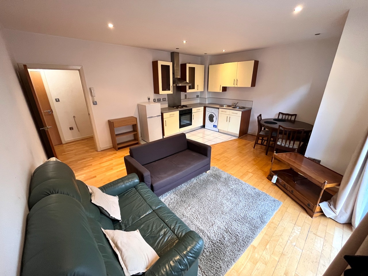 Additional image 3 of 2 Bed Flat, The River Buildings, LE3, N1 7GU