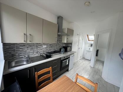 1 Bed Flat, Springbank Road, SE13