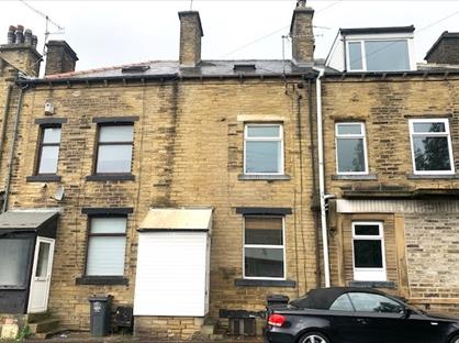 3 Bed Terraced House, Shay Lane, HX2
