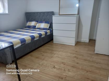 Room in a Shared House, East India Dock Road, E14