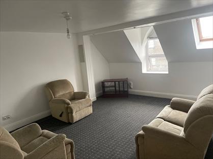 2 Bed Flat, Fairfield Road, BD8