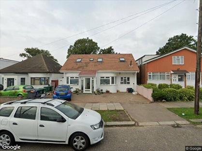 Studio Flat, Kenilworth Road, HA8