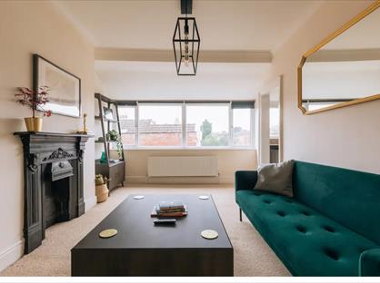 2 Bed Flat, Alma Road, BS8