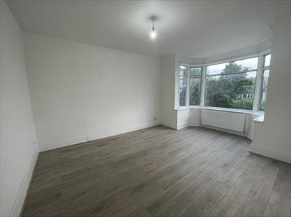 2 Bed Flat, Park Lane, HA9