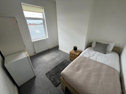 Room in a Shared Flat, Carolgate, DN22