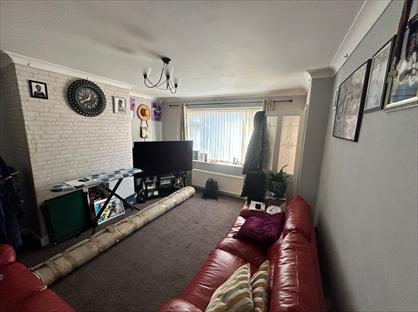 3 Bed Terraced House, Kendal Drive, LS15
