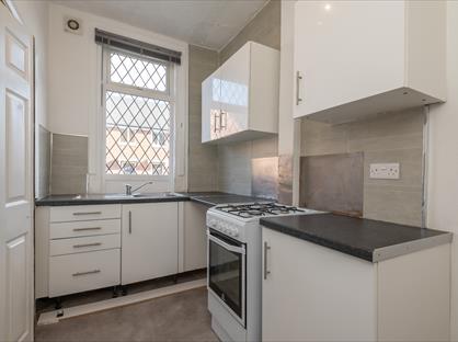 2 Bed Terraced House, Conference Place, LS12