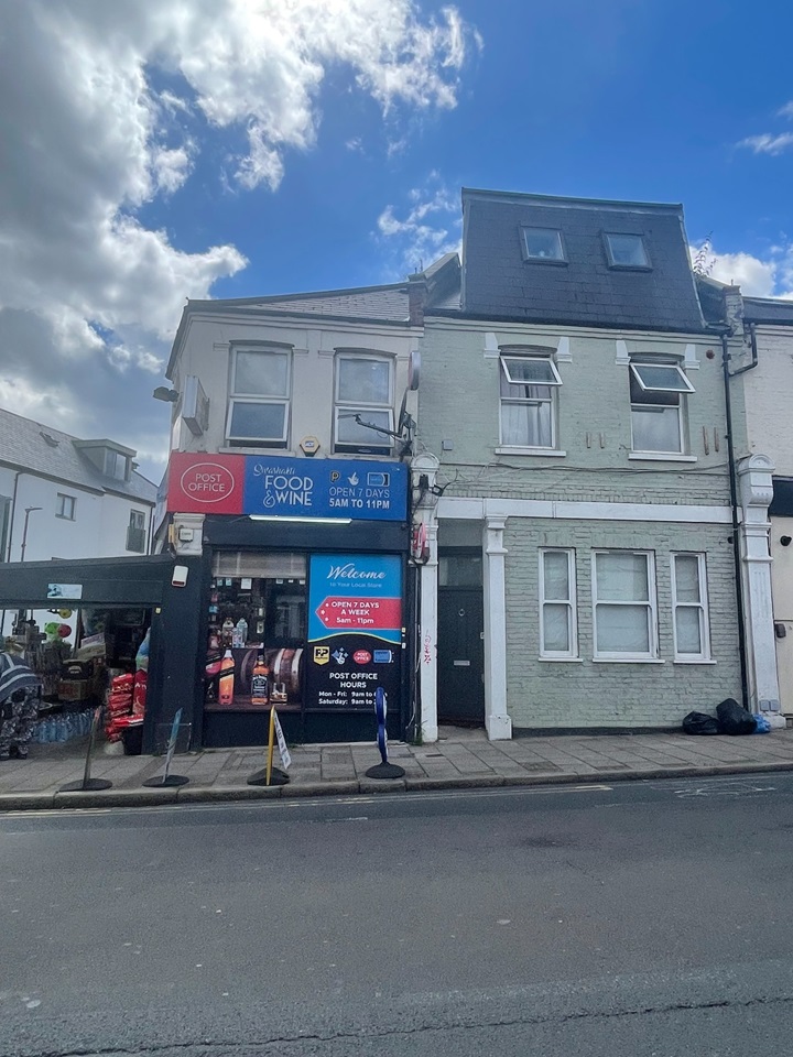 London Bedsit, Haydons Road, SW19 To Rent Now for £1,050.00 p/m