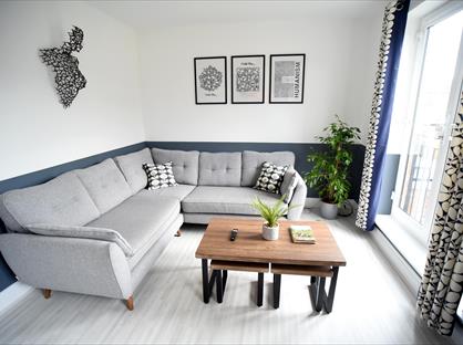 4 Bed End Terrace, Bishops Gate, LN1