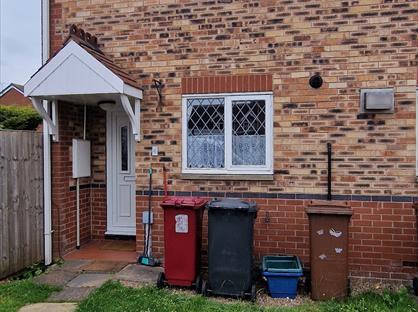 2 Bed Semi-Detached House, Fletcher Close, DN15