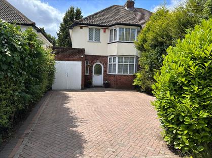 3 Bed Semi-Detached House, Chester Road North, B73