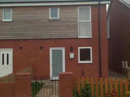 3 Bed Semi-Detached House, Riseholme Road, LN1