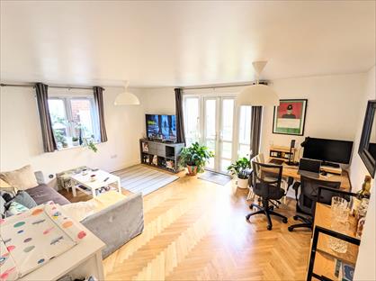 1 Bed Flat, Lupino Court, SE11
