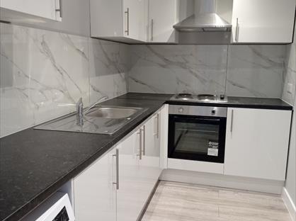 Studio Flat, Markhouse Road, E17