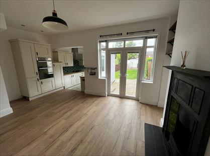 3 Bed Terraced House, Claremont Avenue, HU6