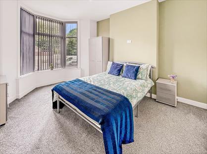 1 Bed Terraced House, Todmorden Road - Room 1, BB11