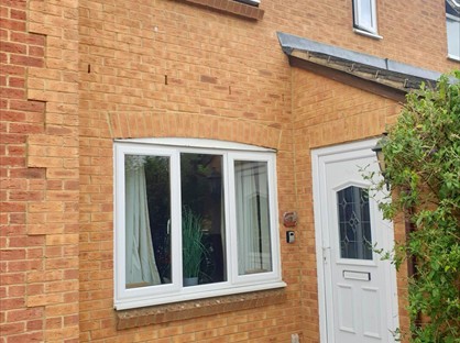 2 Bed Terraced House, Sandown Drive, SN14
