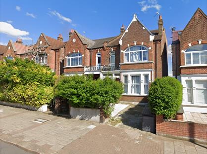 2 Bed Flat, Mitcham Lane, SW16