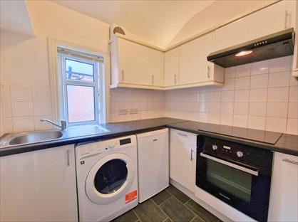 1 Bed Flat, Fordhouse Lane, B30