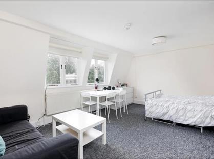 Studio Flat, Crowndale Road, NW1