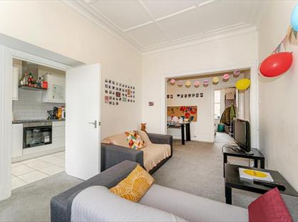 4 Bed Terraced House, Athena Court, NW8