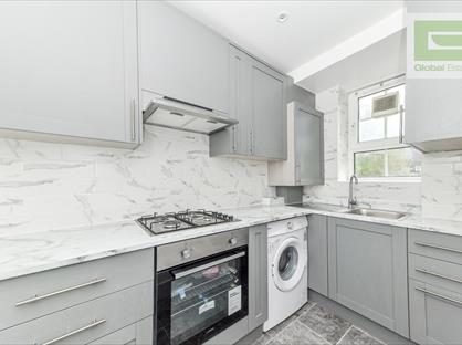 5 Bed Flat, Netherby House, SW8