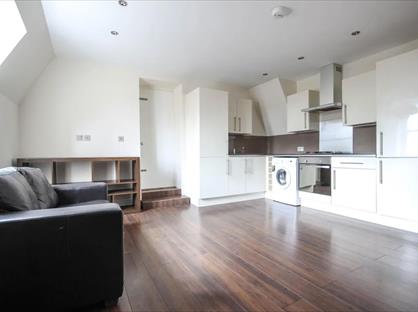 3 Bed Flat, Crescent Road, N8