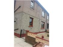 2 Bed Flat, Carmuirs Street, FK1