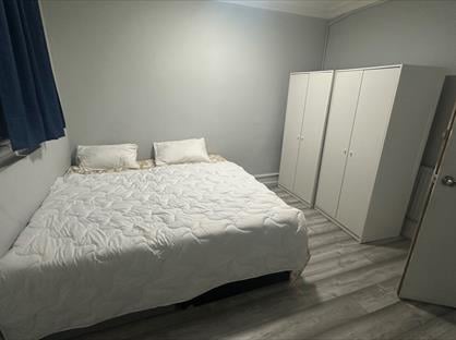 Room in a Shared Flat, Lewisham Way, SE14