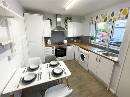 Room in a Shared House, Petersfield Rise, SW15