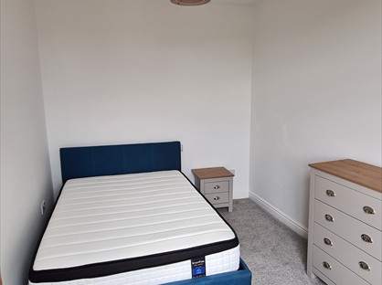 Room in a Shared House, Liverpool Road, M30