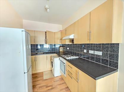1 Bed Flat, High Street, SL6