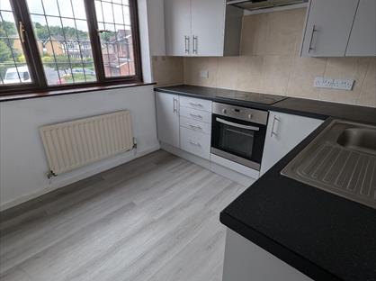 2 Bed Flat, Helmdon Close, CV21