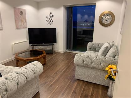 2 Bed Flat, Media City Uk, M50
