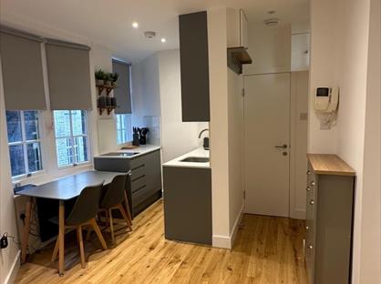 Studio Flat, Jenner House, WC1N