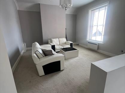 1 Bed Flat, Clifton Drive North, FY8