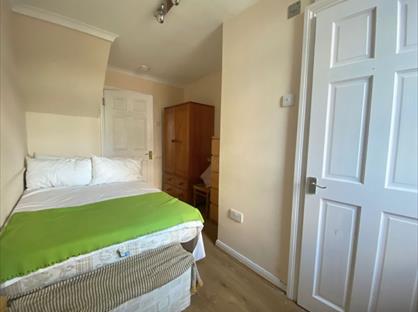 Room in a Shared House, Stebondale Street, E14