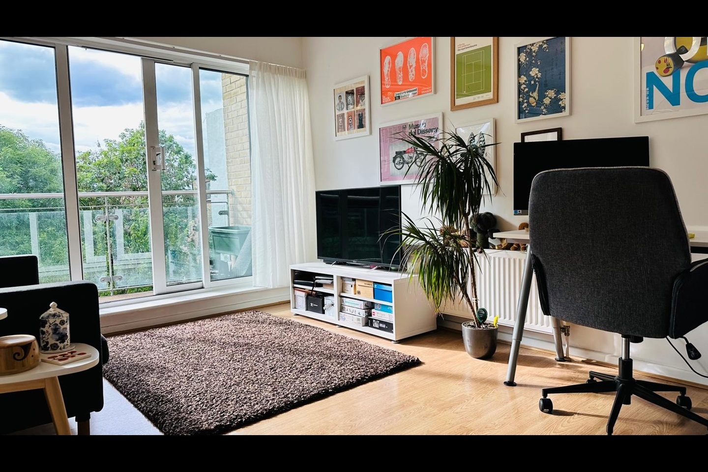 1 Bed Flat, Kay Street, E2 photo 2