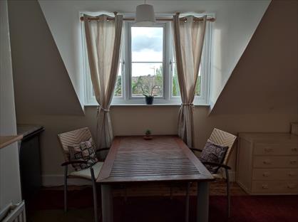 Room in a Shared Flat, Westbury Road, N12