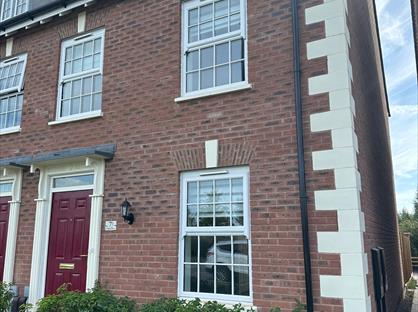3 Bed Semi-Detached House, Houlton Way, CV23