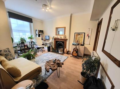 1 Bed Flat, Regent Street, BS8
