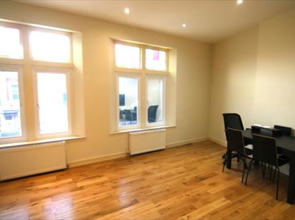 1 Bed Flat, High Street, W3