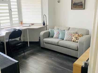 Room in a Shared House, Willow Gardens, RG2