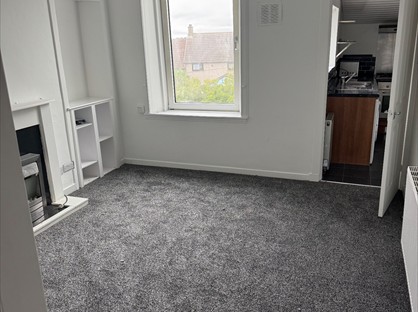 2 Bed Flat, Townhill Road, KY12