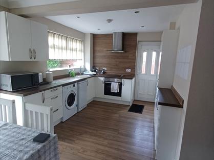 3 Bed Semi-Detached House, Braid Green, EH54