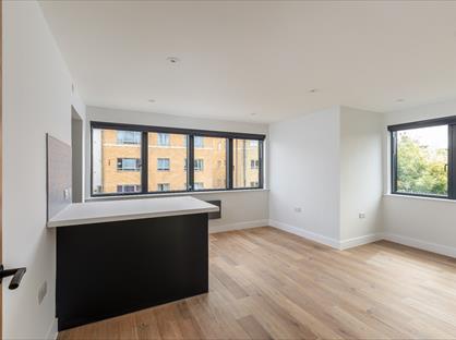 2 Bed Flat, High Street, OX5