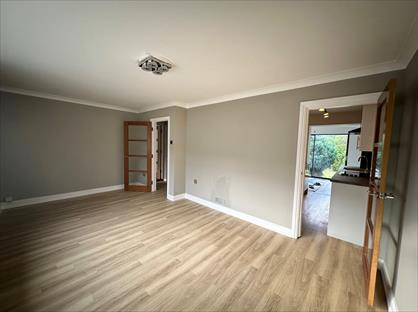 3 Bed Semi-Detached House, Rickyard, GU2